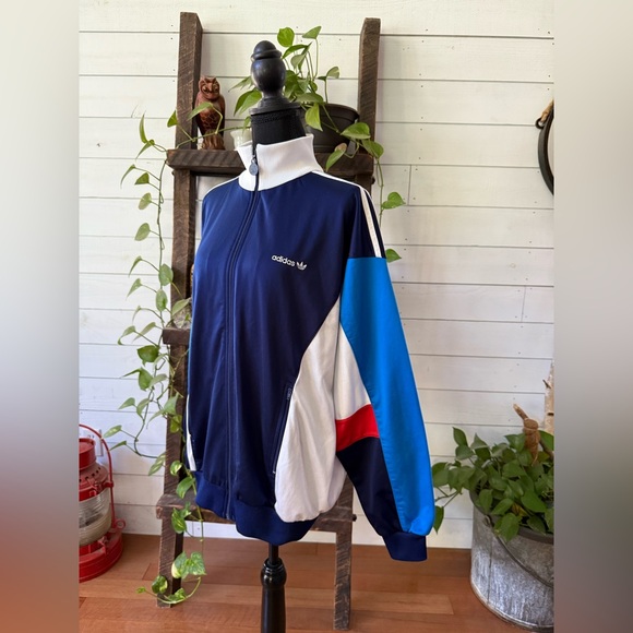 Adidas Vintage Navy Blue and White Zip-Up Track Jacket - Picture 12 of 17